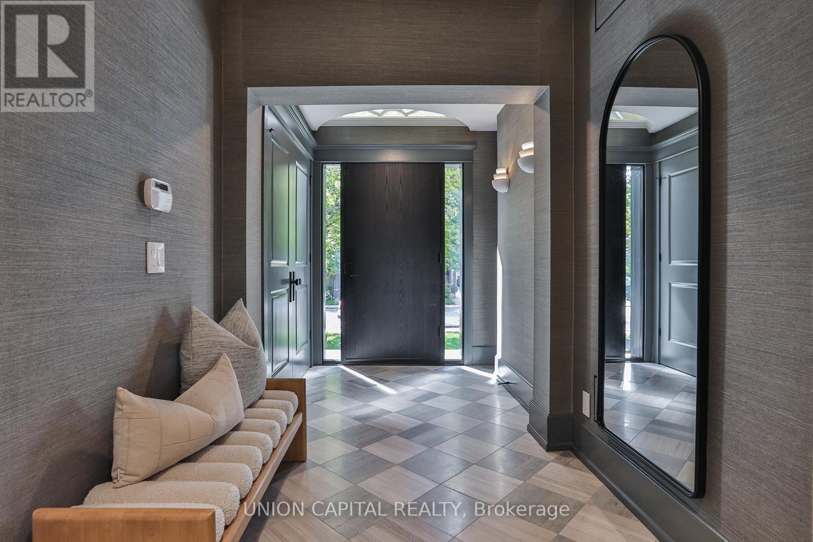 16 Lytton Boulevard, Toronto, Ontario  M4R 1L1 - Photo 3 - C12437494