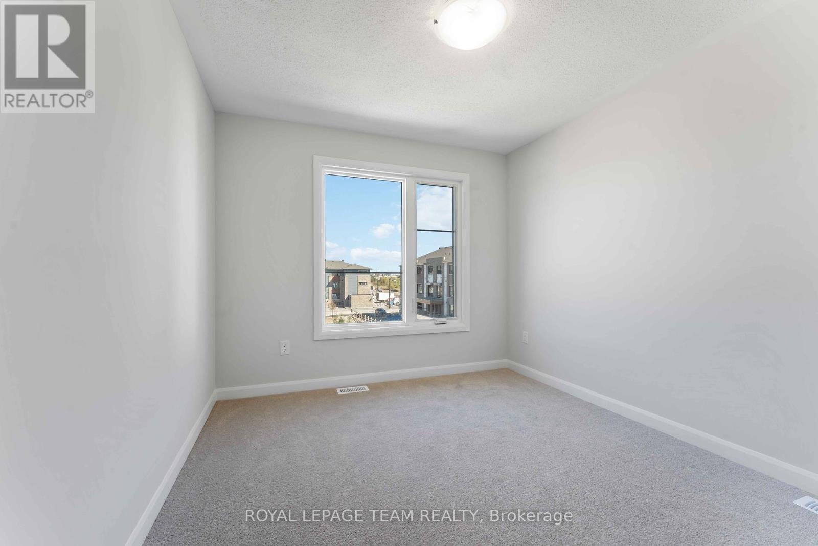 382 Clearpath Private, Ottawa, Ontario  K2T 0S6 - Photo 19 - X12432533