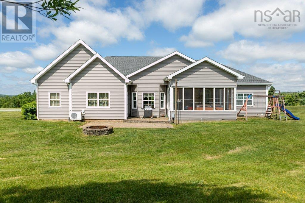 1578 Cooks Brook Road, Cooks Brook, Nova Scotia  B0N 2H0 - Photo 5 - 202524765