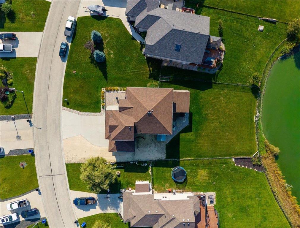 10 Convent Crescent, Lorette, Manitoba  R5K 0Y7 - Photo 1 - 202525555