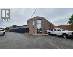 2045 ASTOR CRESCENT, Tecumseh, Ontario