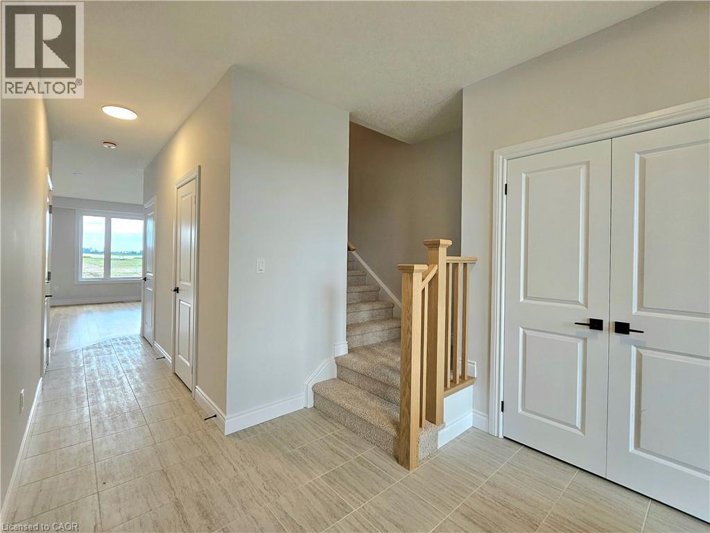 11 Anne Street W, Harriston, Ontario  N0G 1Z0 - Photo 3 - 40761555