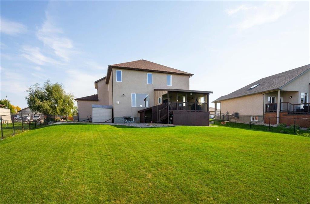10 Convent Crescent, Lorette, Manitoba  R5K 0Y7 - Photo 38 - 202525555