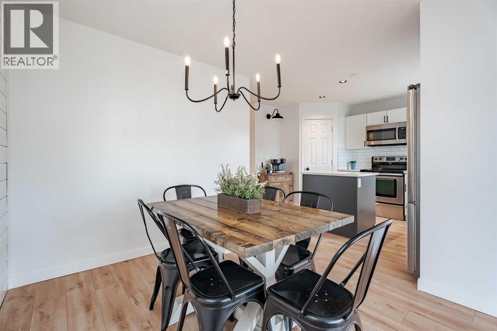 93 Evansford Circle Nw, Calgary, Alberta  T3P 0A9 - Photo 10 - A2254544