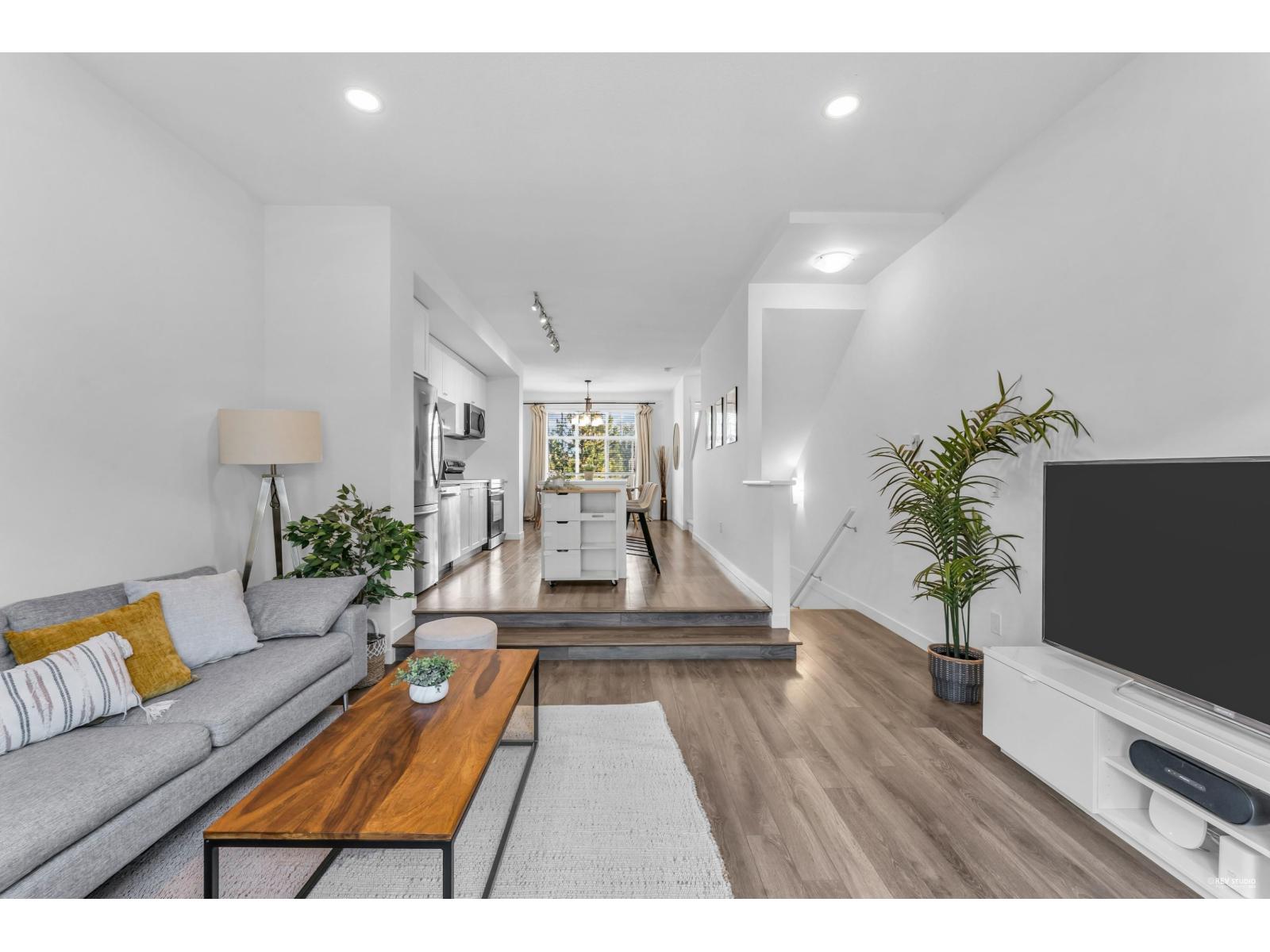 118 15850 85 Avenue, Surrey, British Columbia  V4N 6W2 - Photo 2 - R3051628