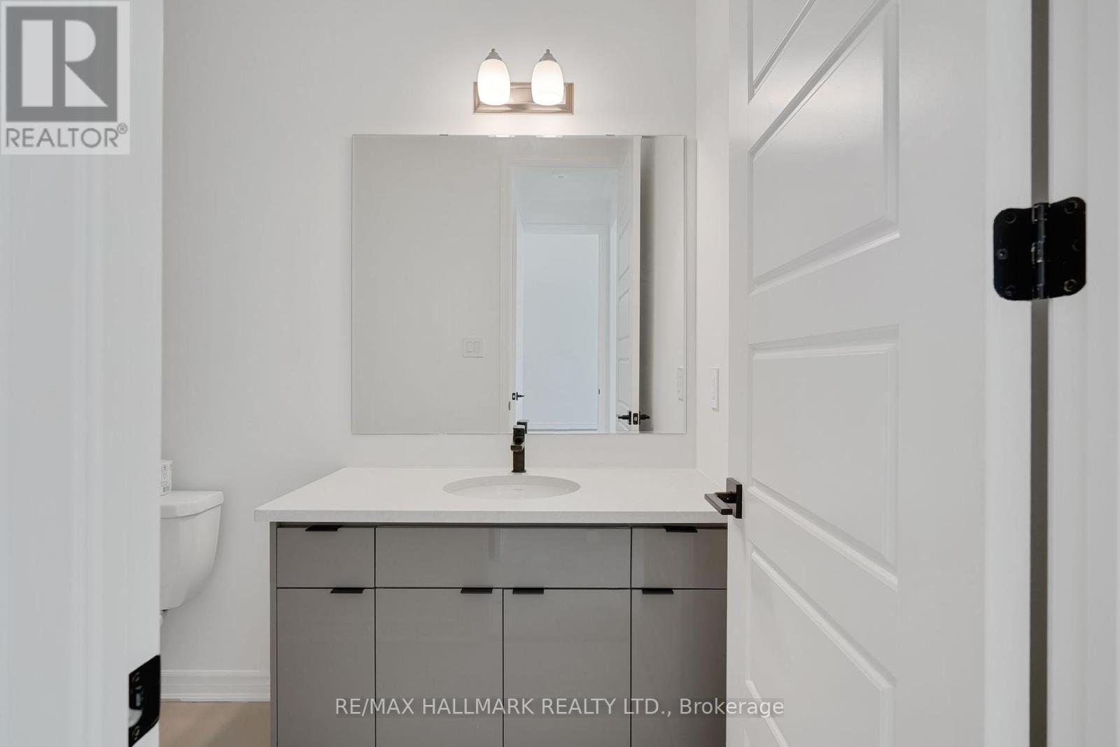 701 Sargeant Place S, Innisfil, Ontario  L9S 0T2 - Photo 24 - N12437399