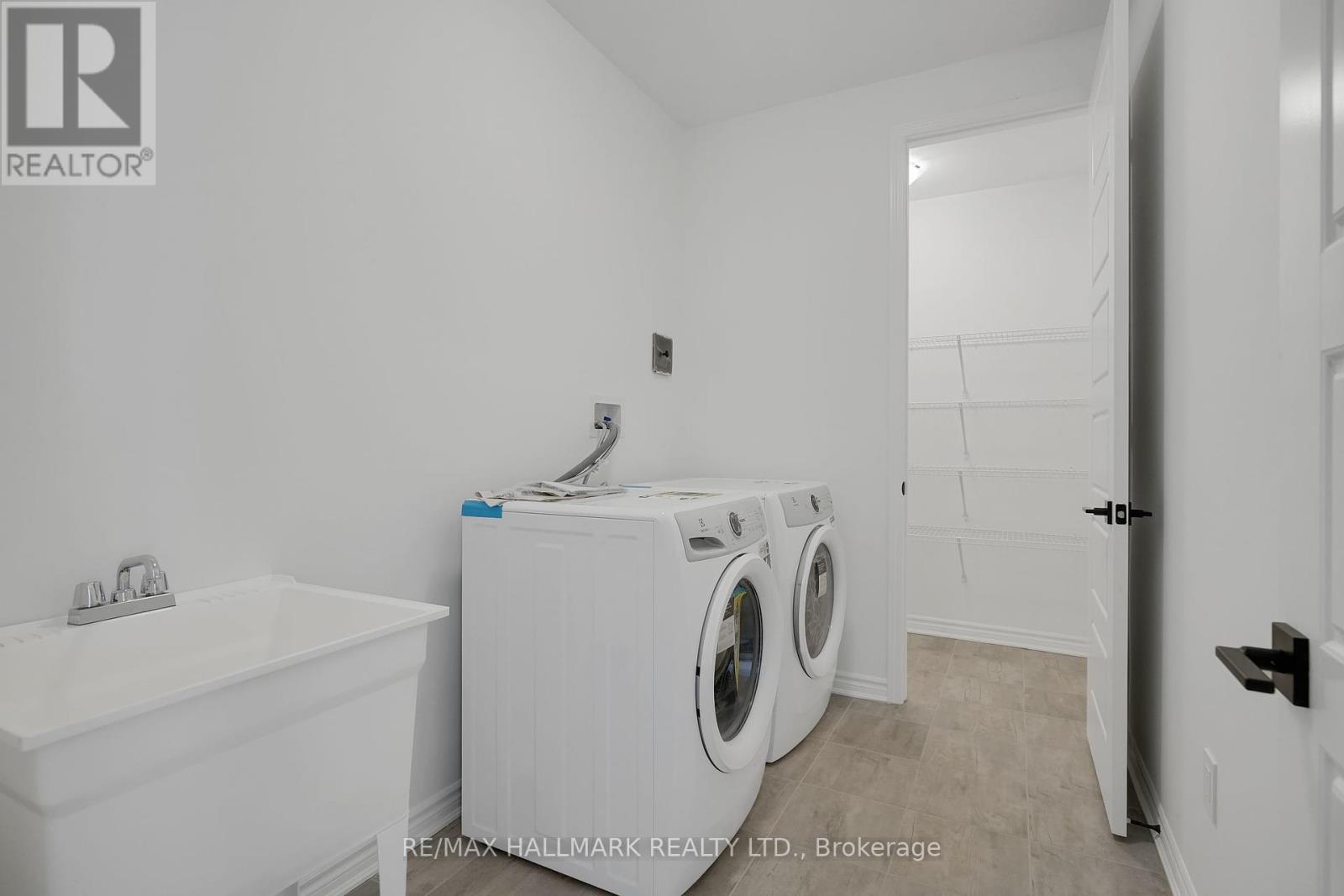 701 Sargeant Place S, Innisfil, Ontario  L9S 0T2 - Photo 31 - N12437399