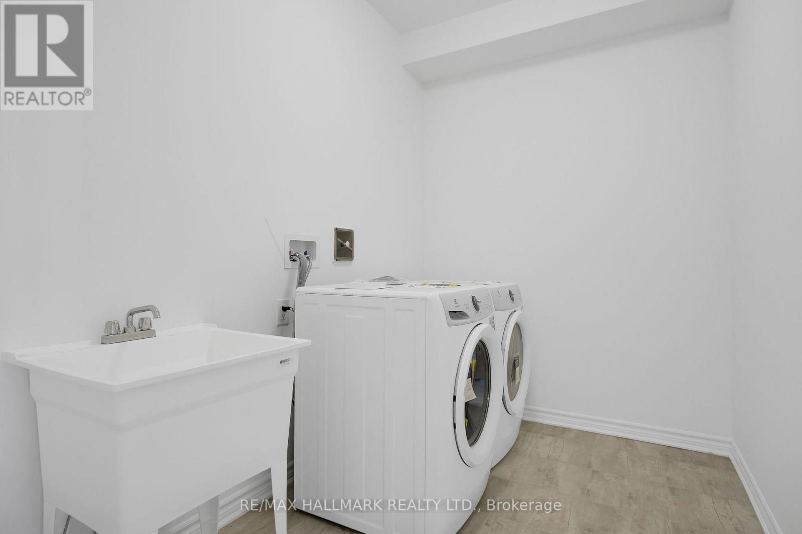 700 Sargeant Place N, Innisfil, Ontario  L9S 0R9 - Photo 29 - N12437427