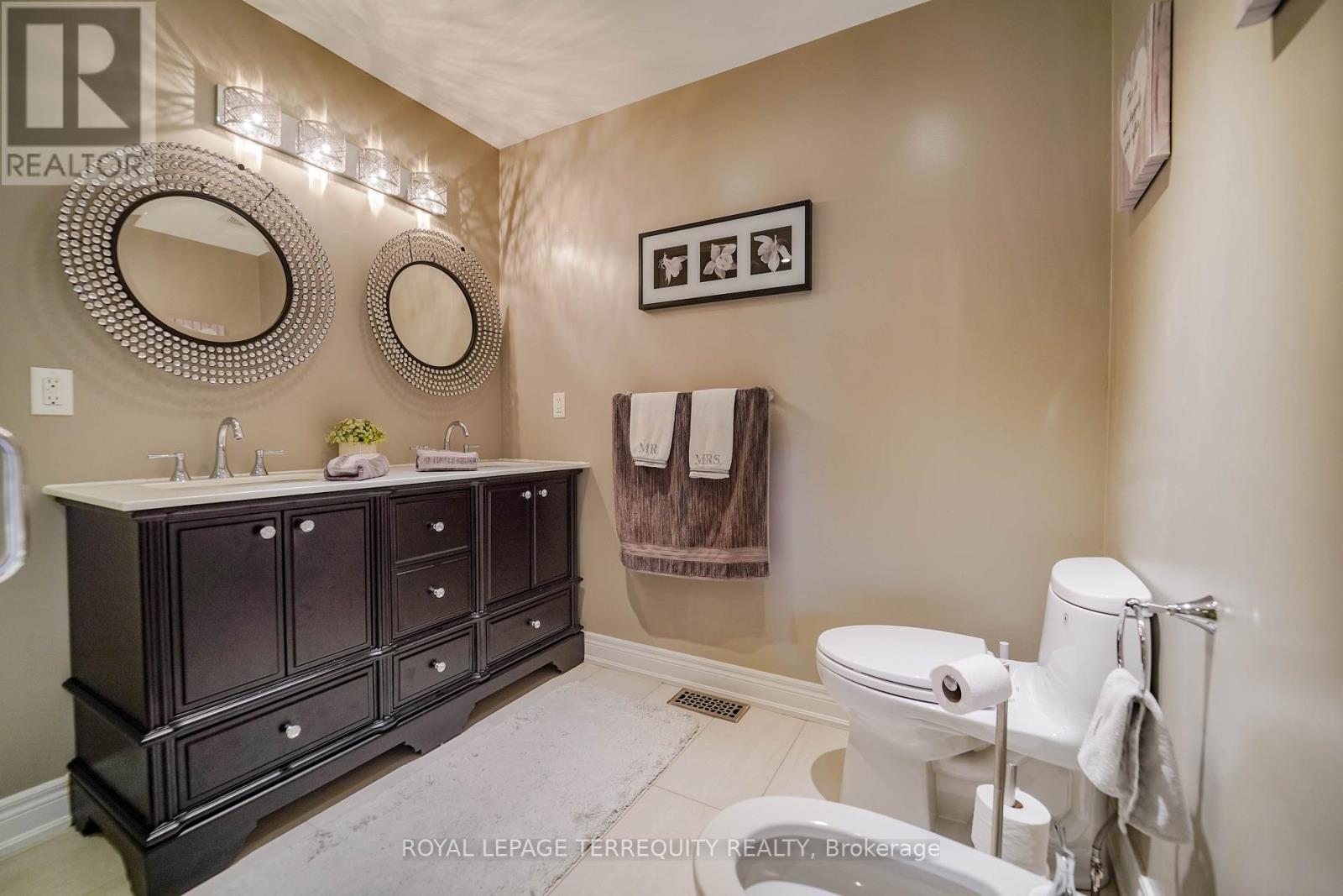 9 Stonebriar Drive, Vaughan, Ontario  L6A 2N5 - Photo 25 - N12437477