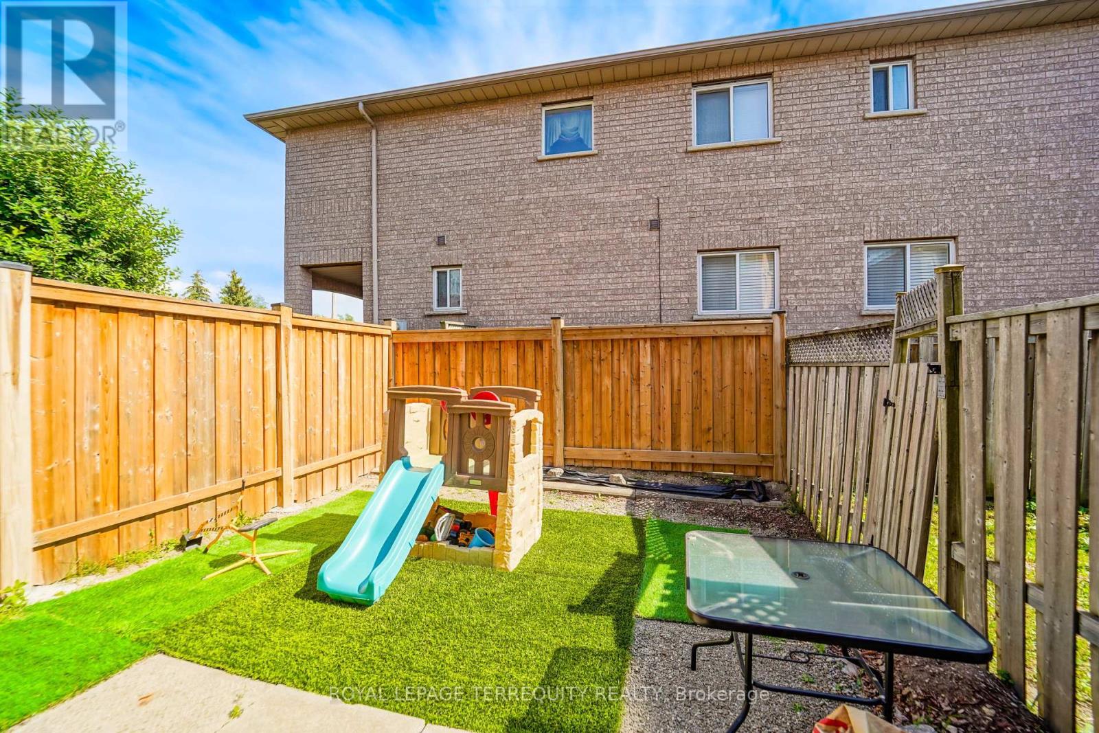 9 Stonebriar Drive, Vaughan, Ontario  L6A 2N5 - Photo 47 - N12437477
