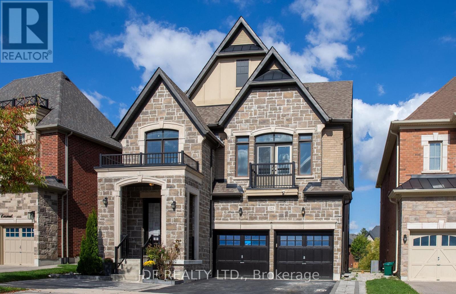 125 Cranbrook Crescent, Vaughan, Ontario  L4H 4G9 - Photo 1 - N12437492