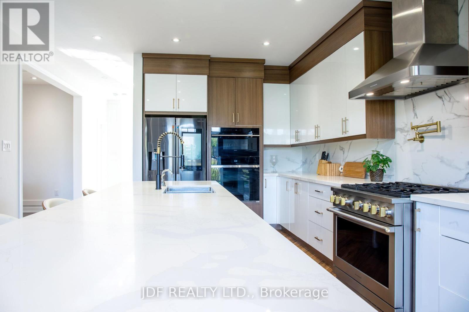 125 Cranbrook Crescent, Vaughan, Ontario  L4H 4G9 - Photo 22 - N12437492