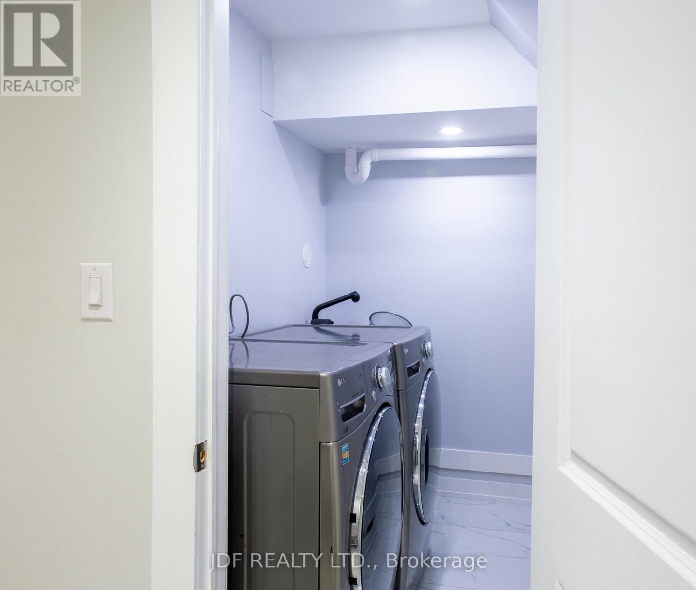 125 Cranbrook Crescent, Vaughan, Ontario  L4H 4G9 - Photo 43 - N12437492