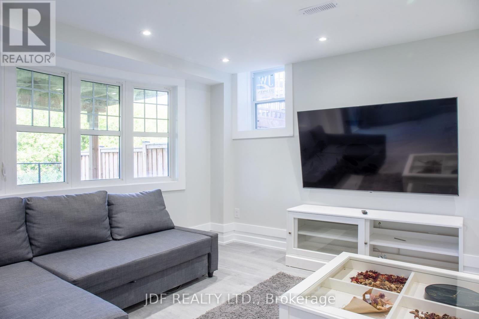 125 Cranbrook Crescent, Vaughan, Ontario  L4H 4G9 - Photo 46 - N12437492