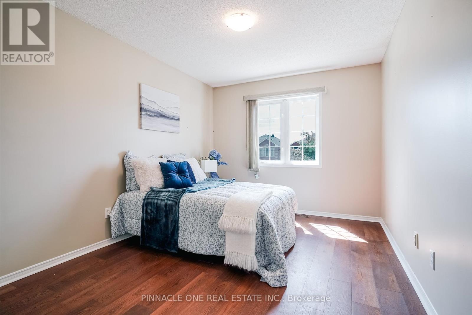 52 Vogue Street, Markham, Ontario  L3S 4G5 - Photo 8 - N12437498