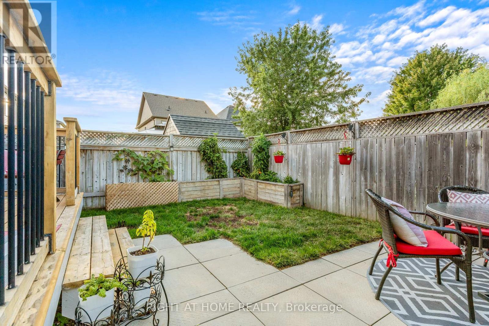 219 Banting Crescent, Essa, Ontario  L3W 0P8 - Photo 22 - N12437528