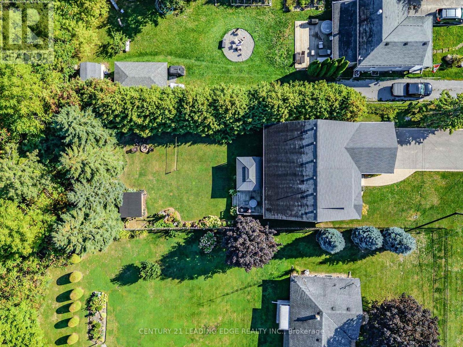 396 Curley Street, Georgina, Ontario  L4P 3C8 - Photo 42 - N12437535