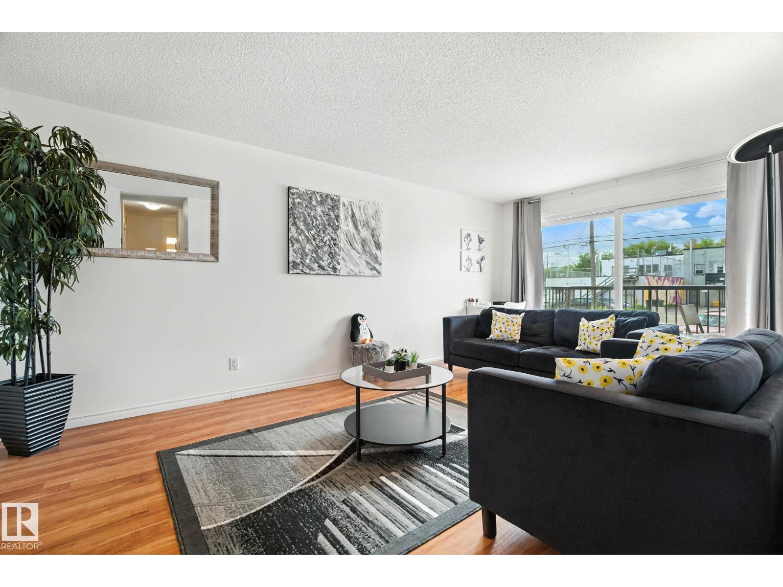 #202 10149 83 Av Nw, Edmonton, Alberta  T6E 2C5 - Photo 5 - E4460245