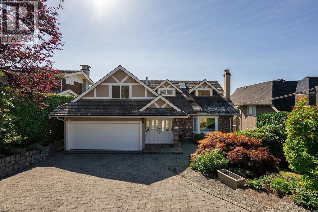 2316 Nelson Avenue, West Vancouver, British Columbia  V7V 2R2 - Photo 3 - R3053829
