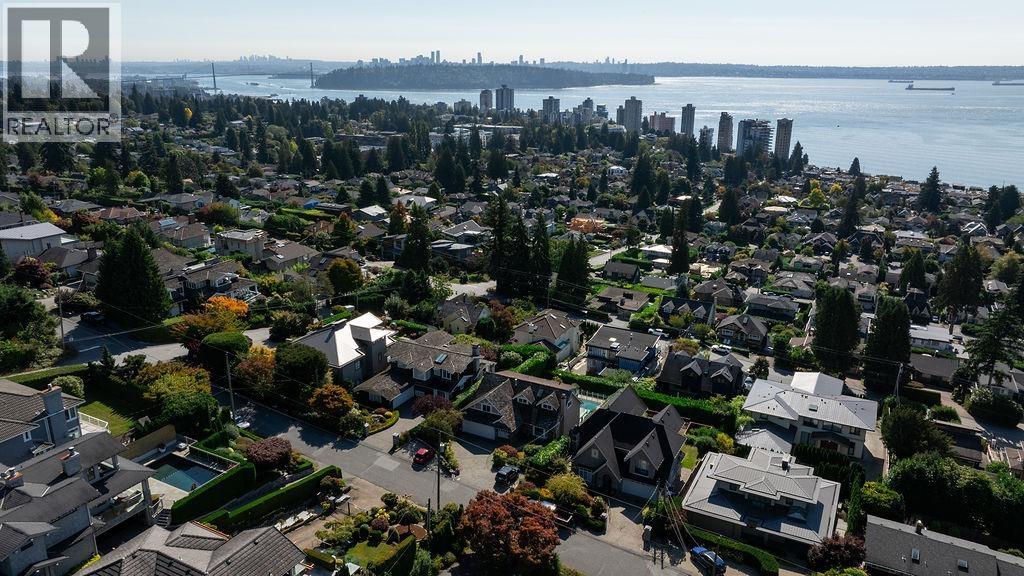 2316 Nelson Avenue, West Vancouver, British Columbia  V7V 2R2 - Photo 12 - R3053829
