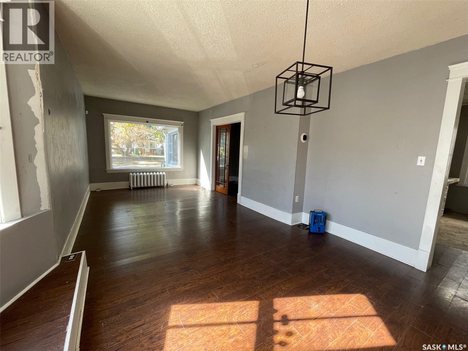 1139 1st Avenue Nw, Moose Jaw, Saskatchewan  S6H 3N4 - Photo 14 - SK019739