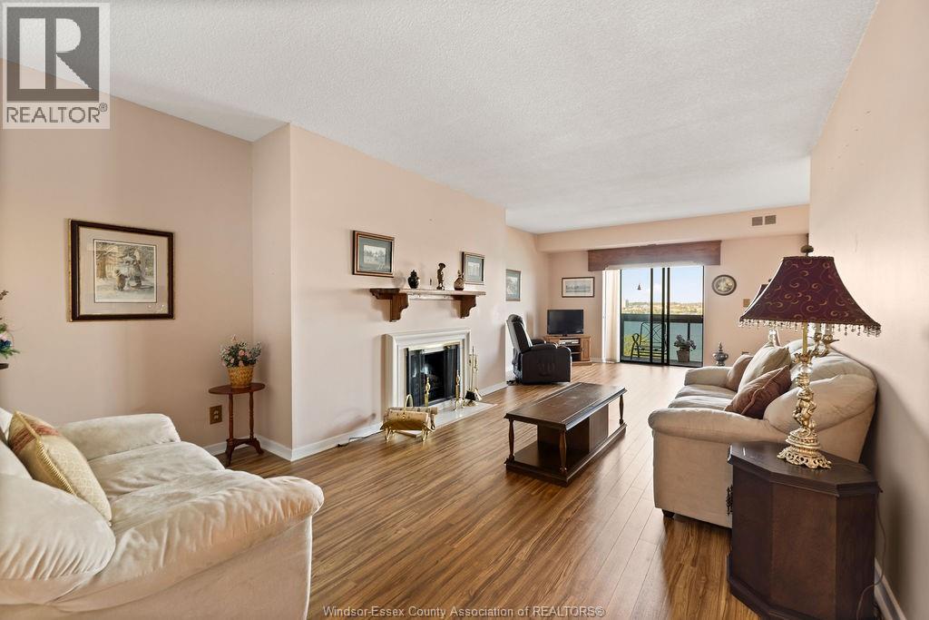 3663 Riverside Drive East Unit# 906, Windsor, Ontario  N8Y 4V3 - Photo 4 - 25024969