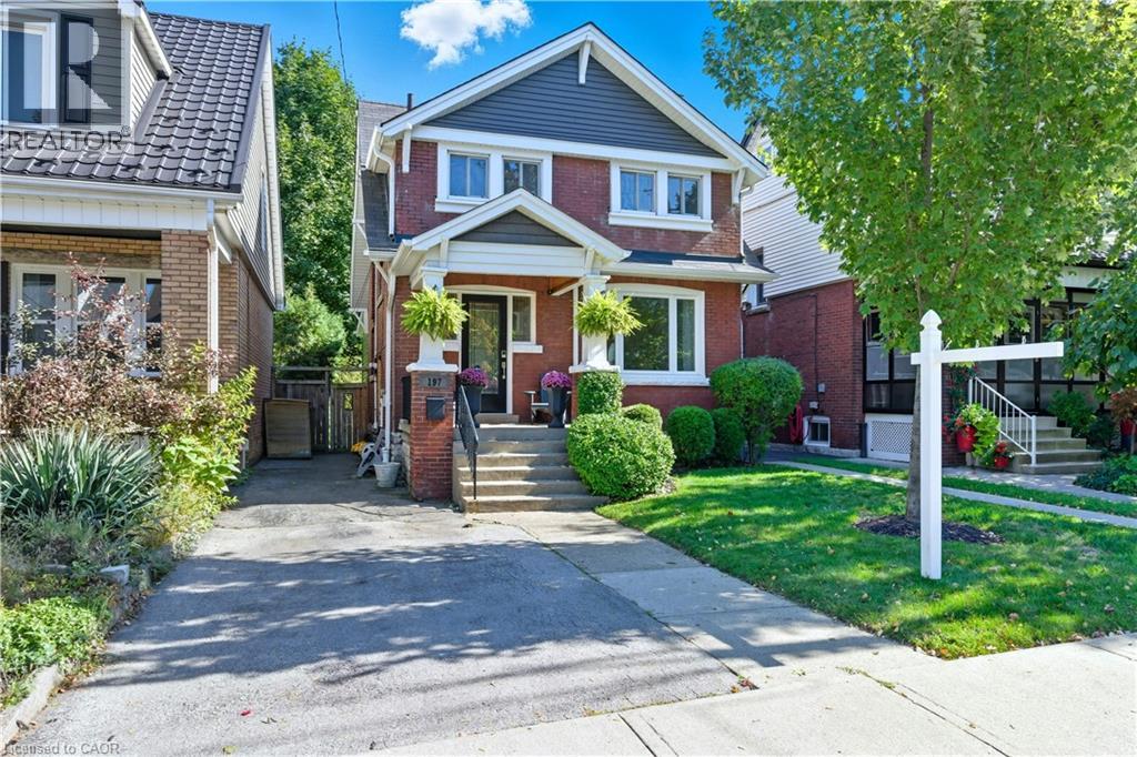 197 Balmoral Avenue S, Hamilton, Ontario  L8M 3K5 - Photo 1 - 40775213