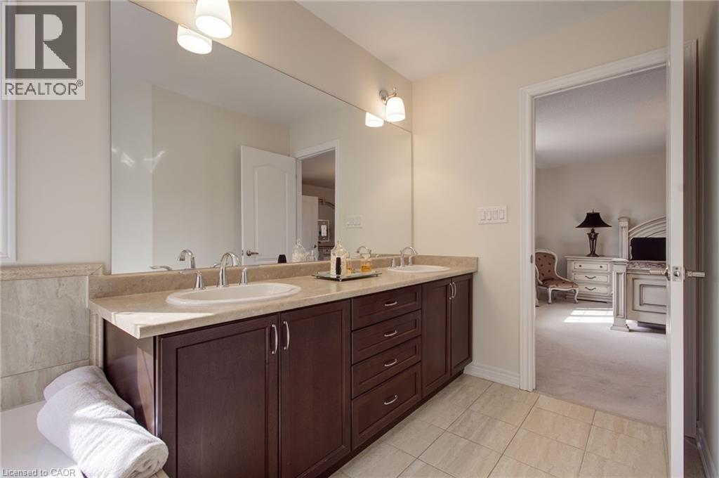3308 Granite Gate, Burlington, Ontario  L7M 0L7 - Photo 27 - 40775003