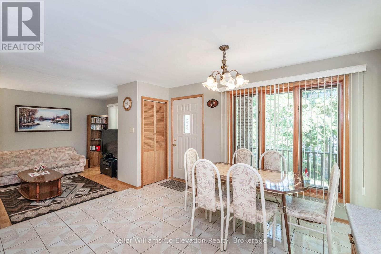 134 Tall Pines Drive, Tiny, Ontario  L9M 0H4 - Photo 5 - S12437679