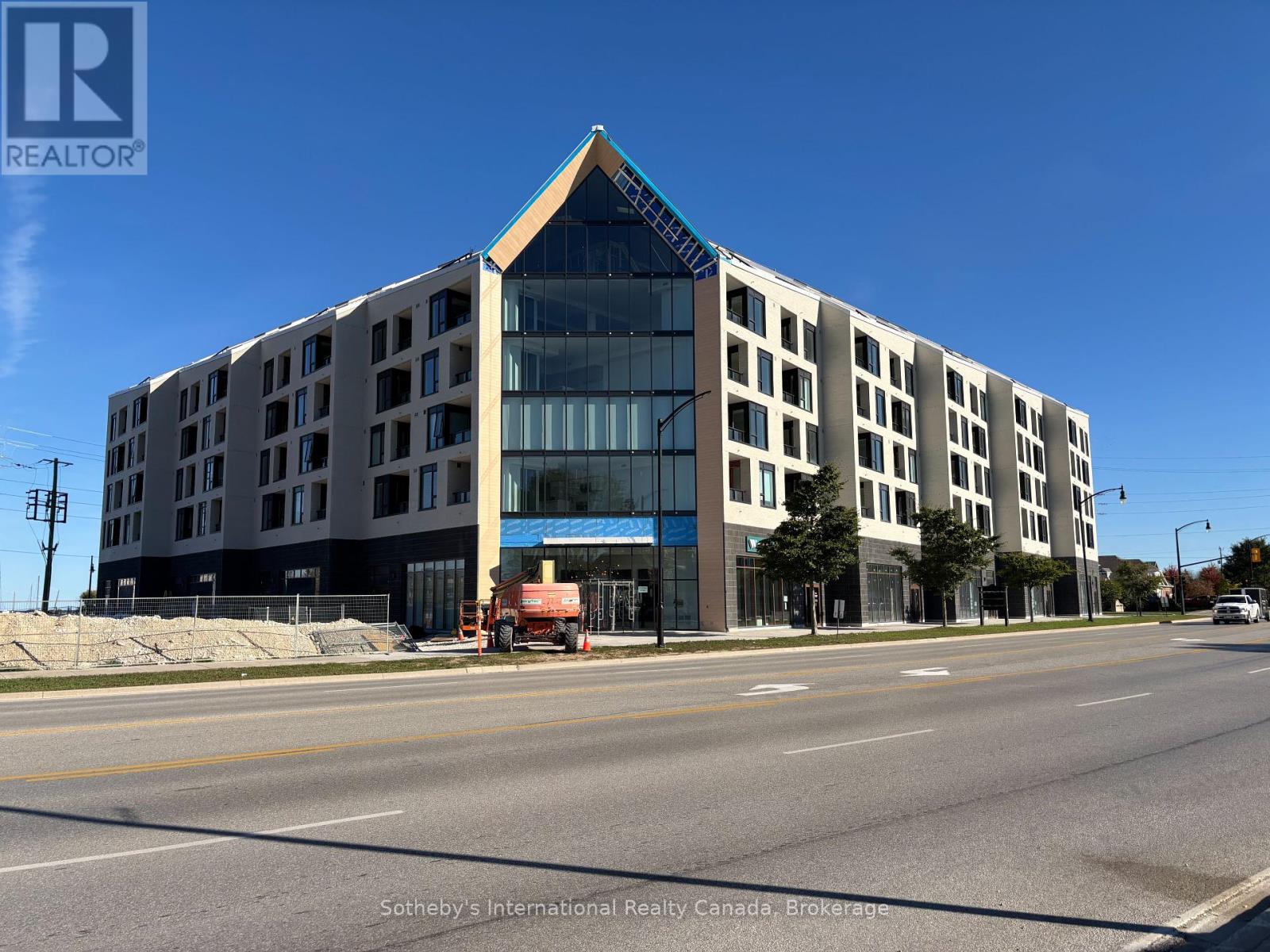 206 - 31 HURON STREET, Collingwood, Ontario
