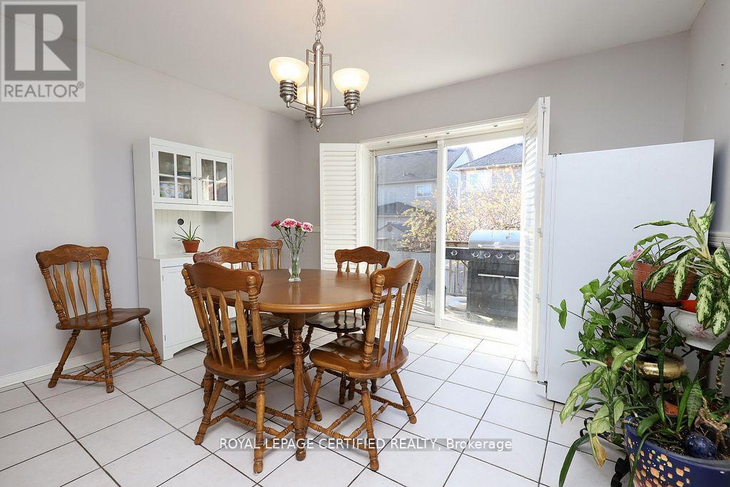 95 Vintage Gate, Brampton, Ontario  L6X 5B9 - Photo 14 - W12437438