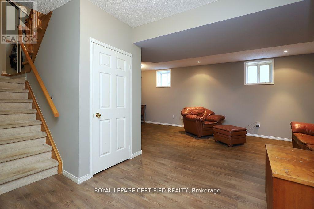 95 Vintage Gate, Brampton, Ontario  L6X 5B9 - Photo 20 - W12437438