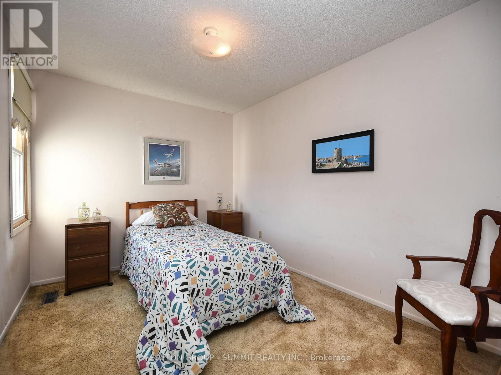 3232 Mccarthy Court, Mississauga, Ontario  L4Y 3Z6 - Photo 21 - W12437440