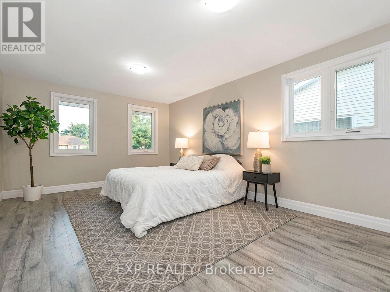 3101 Tours Road, Mississauga, Ontario  L5N 3H9 - Photo 15 - W12437453