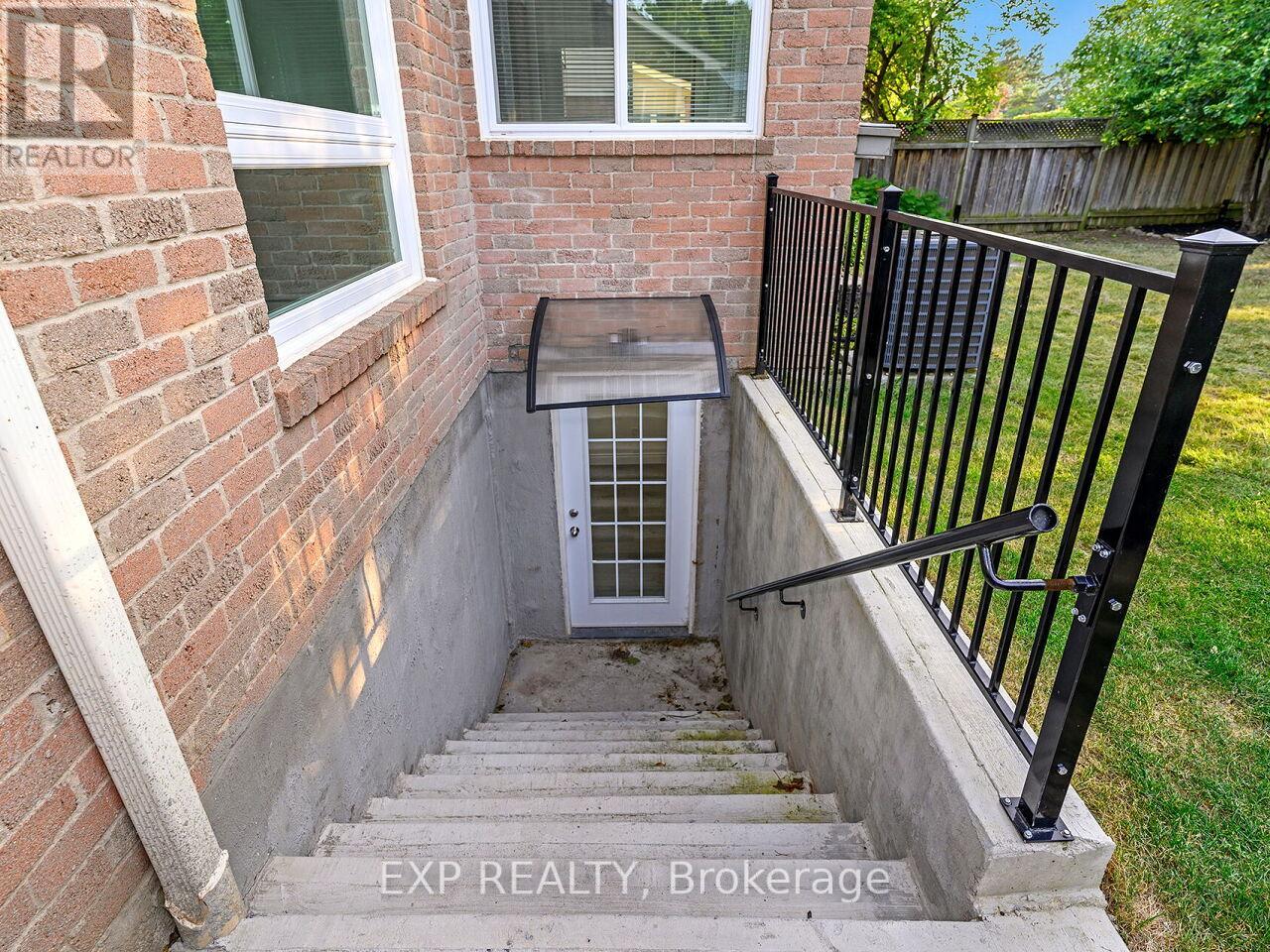3101 Tours Road, Mississauga, Ontario  L5N 3H9 - Photo 25 - W12437453