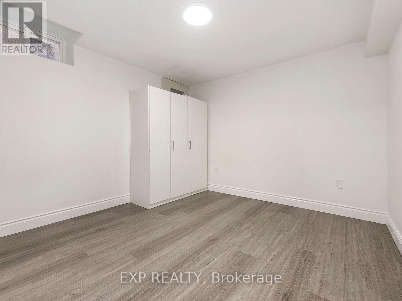 3101 Tours Road, Mississauga, Ontario  L5N 3H9 - Photo 33 - W12437453