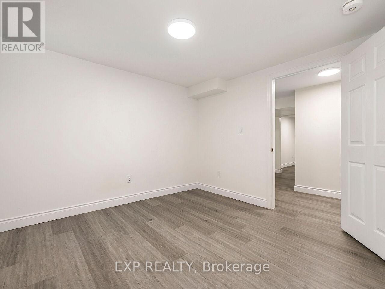 3101 Tours Road, Mississauga, Ontario  L5N 3H9 - Photo 40 - W12437453