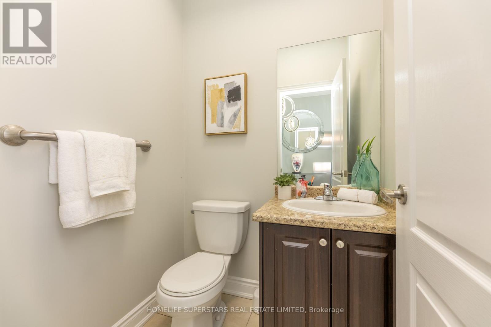 16 Brussels Avenue, Brampton, Ontario  L6Z 0A5 - Photo 14 - W12437460