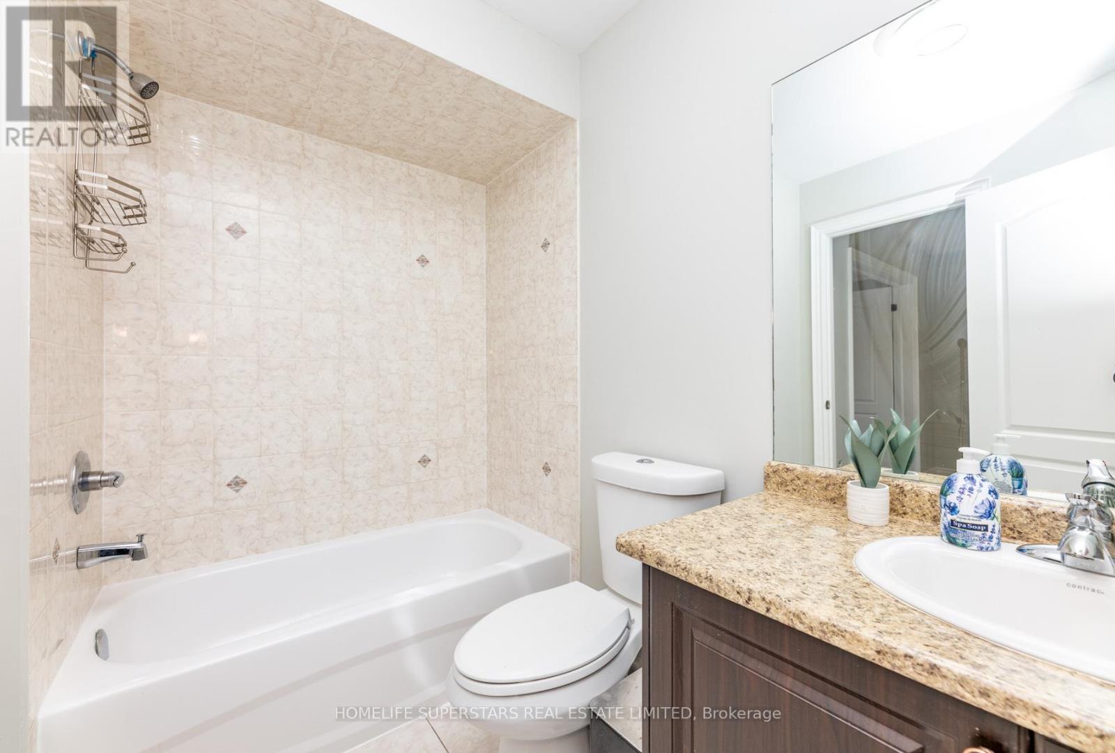 16 Brussels Avenue, Brampton, Ontario  L6Z 0A5 - Photo 26 - W12437460