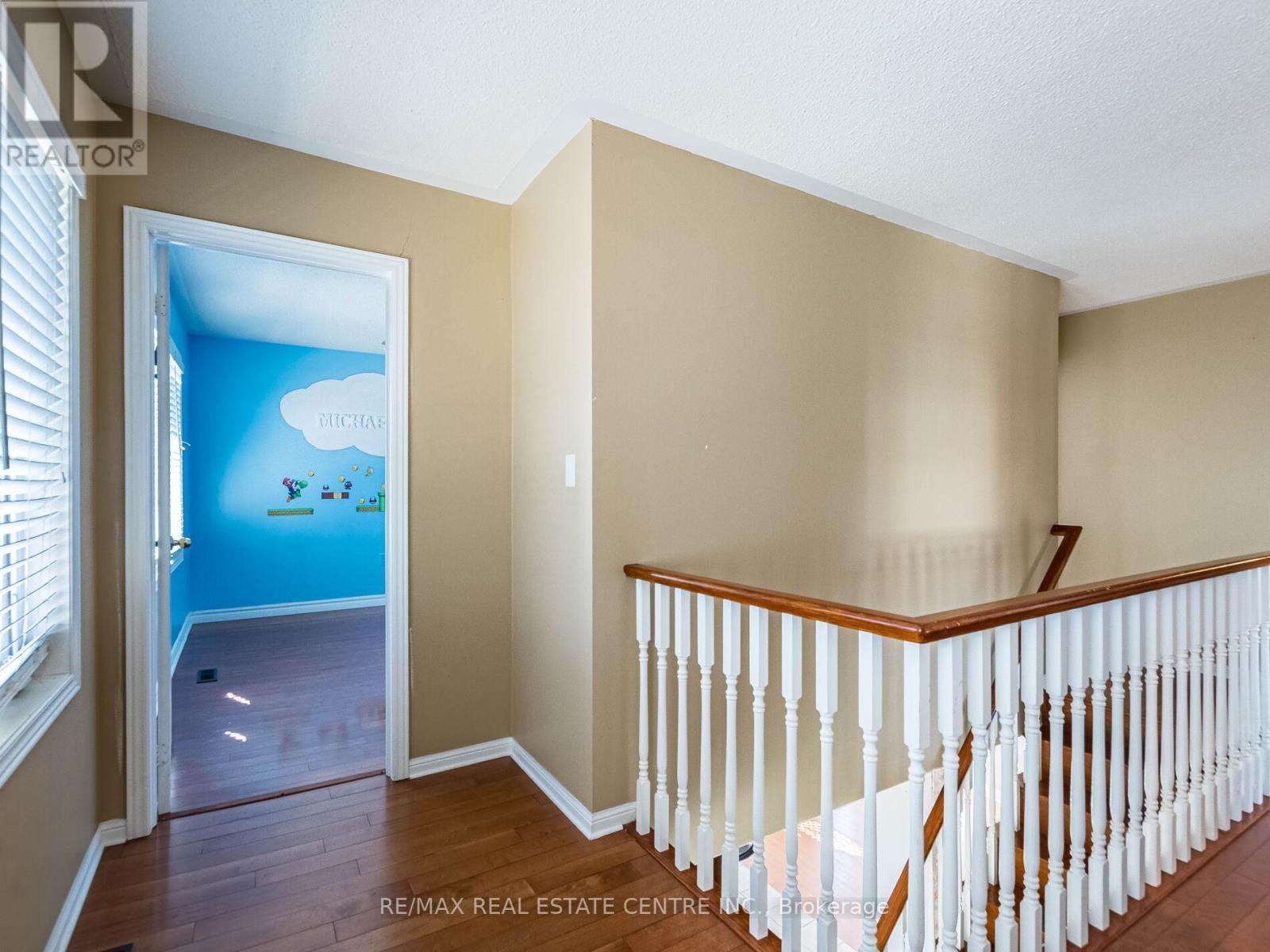 3927 Mayla Drive, Mississauga, Ontario  L5M 7Y9 - Photo 23 - W12437516