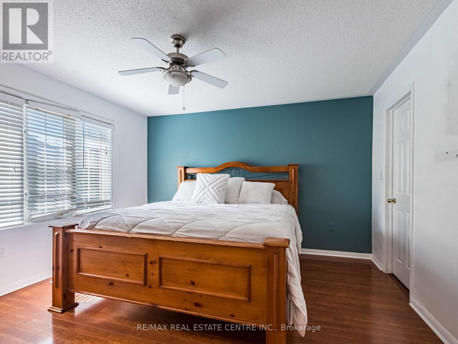 3927 Mayla Drive, Mississauga, Ontario  L5M 7Y9 - Photo 25 - W12437516