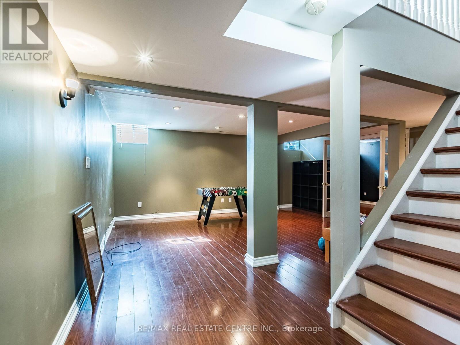 3927 Mayla Drive, Mississauga, Ontario  L5M 7Y9 - Photo 39 - W12437516