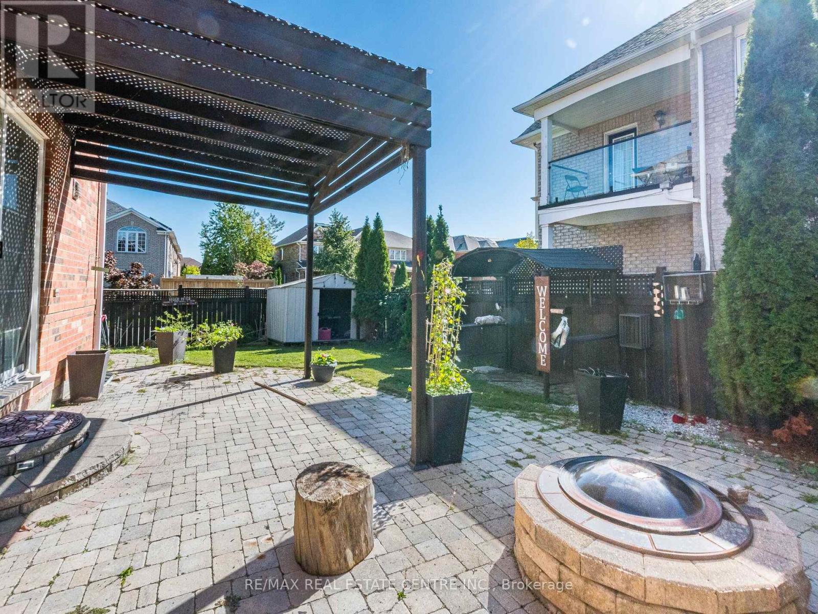 3927 Mayla Drive, Mississauga, Ontario  L5M 7Y9 - Photo 48 - W12437516