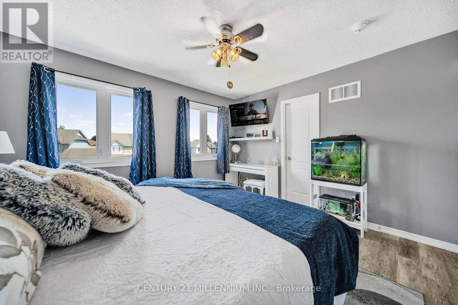 34 Gardenia Way, Caledon, Ontario  L7C 1B2 - Photo 24 - W12437522