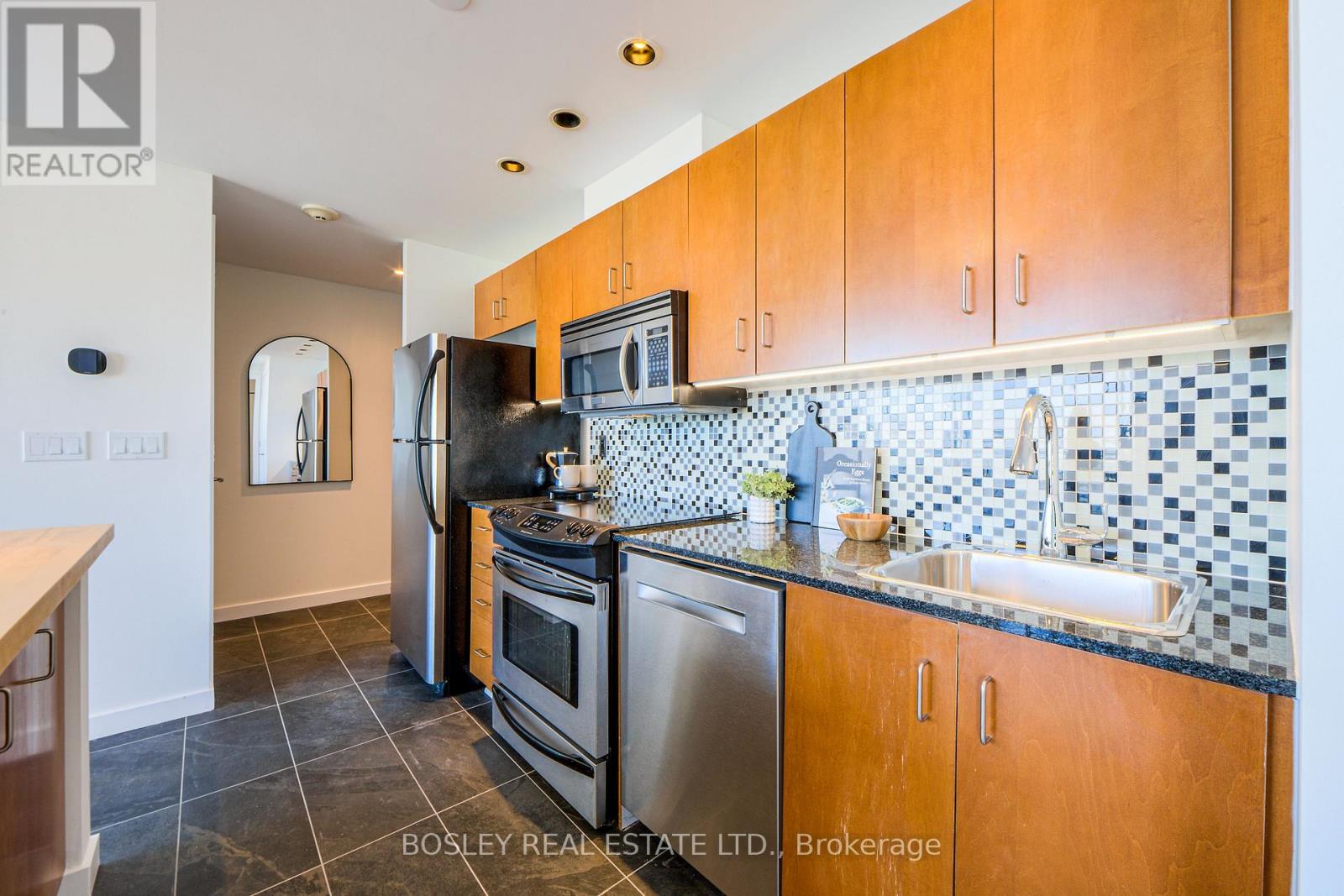 2507 - 281 Mutual Street, Toronto (Church-Yonge Corridor), Ontario  M4Y 3C4 - Photo 10 - C12437555