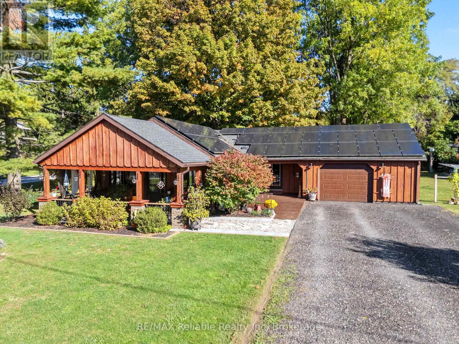 1 Mac Tavesh Street, Bluewater, Ontario  N0M 1G0 - Photo 18 - X12437625