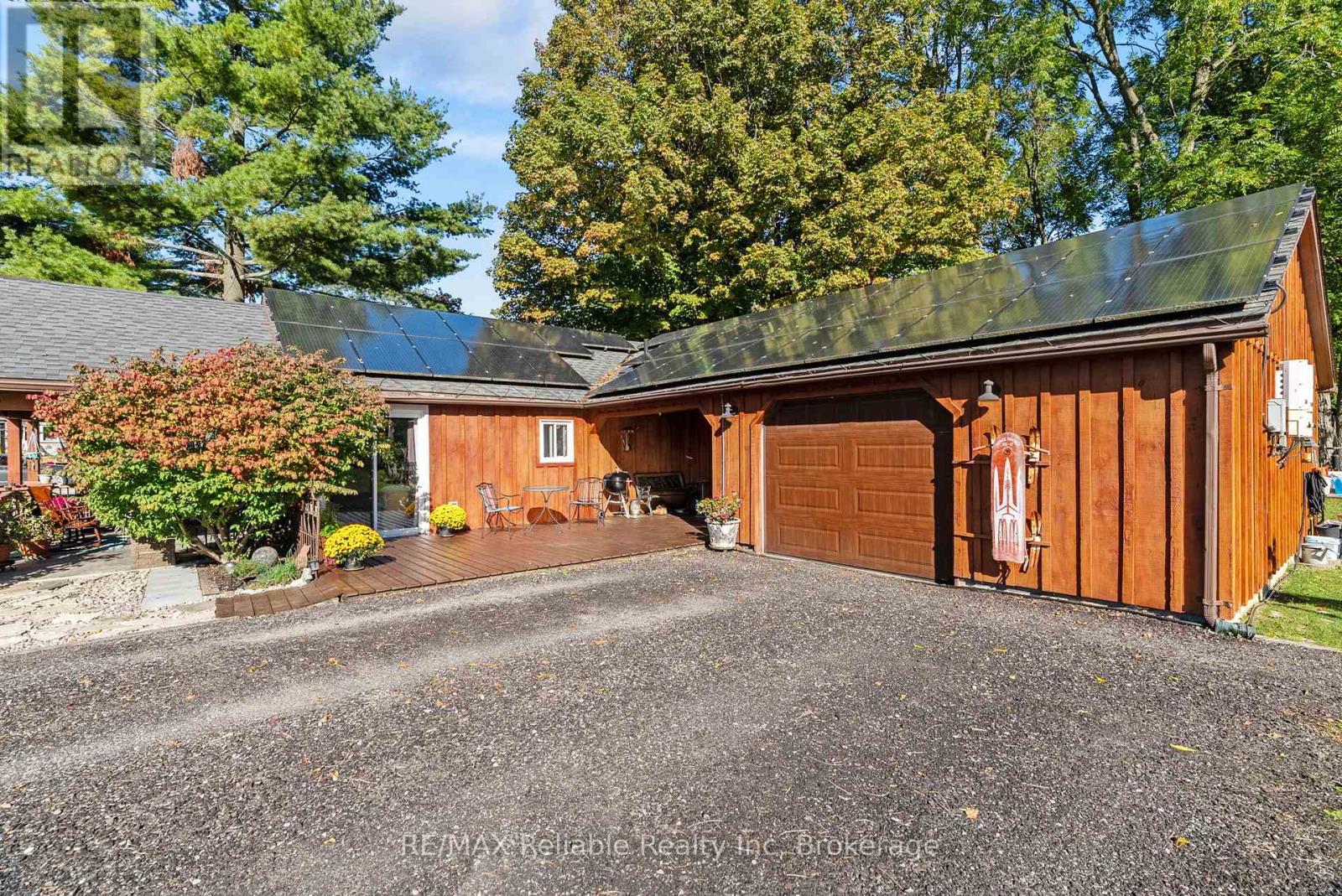 1 Mac Tavesh Street, Bluewater, Ontario  N0M 1G0 - Photo 20 - X12437625