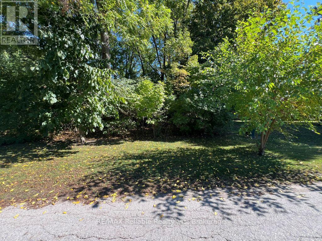 12 Sarnia Street, Bluewater, Ontario  N0M 1G0 - Photo 2 - X12437626