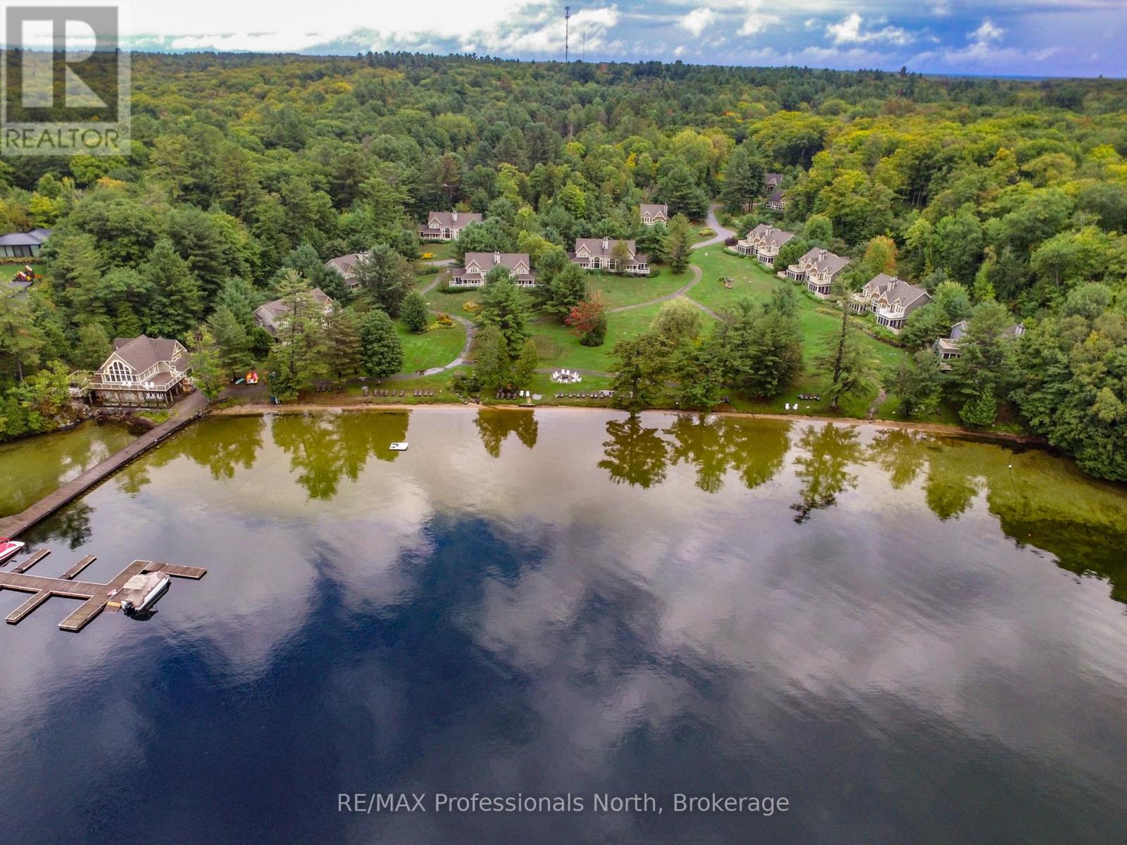 Carling 4, W10 - 3876 Muskoka Road 118 West, Muskoka Lakes, Ontario  P0B 1J0 - Photo 3 - X12437655