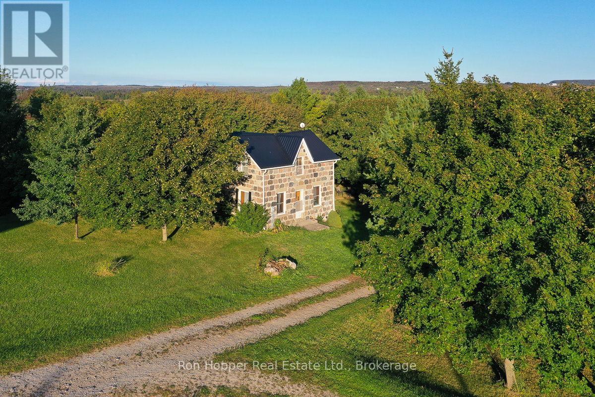 439629 SYDENHAM-LAKESHORE DRIVE, Meaford, Ontario